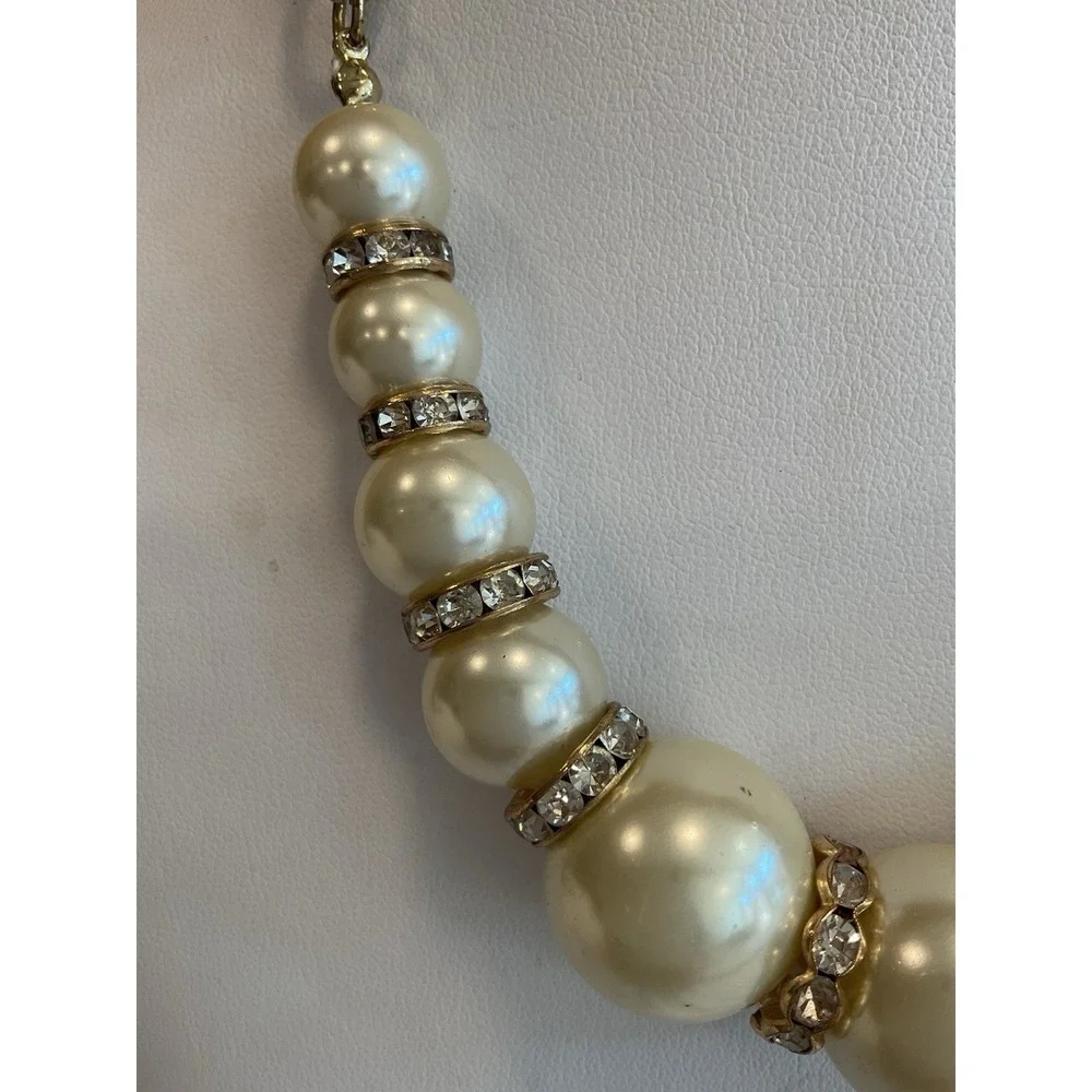 Vintage JLO Jennifer Lopez Pearl Beaded Necklace Gold Tone Costume Jewelry